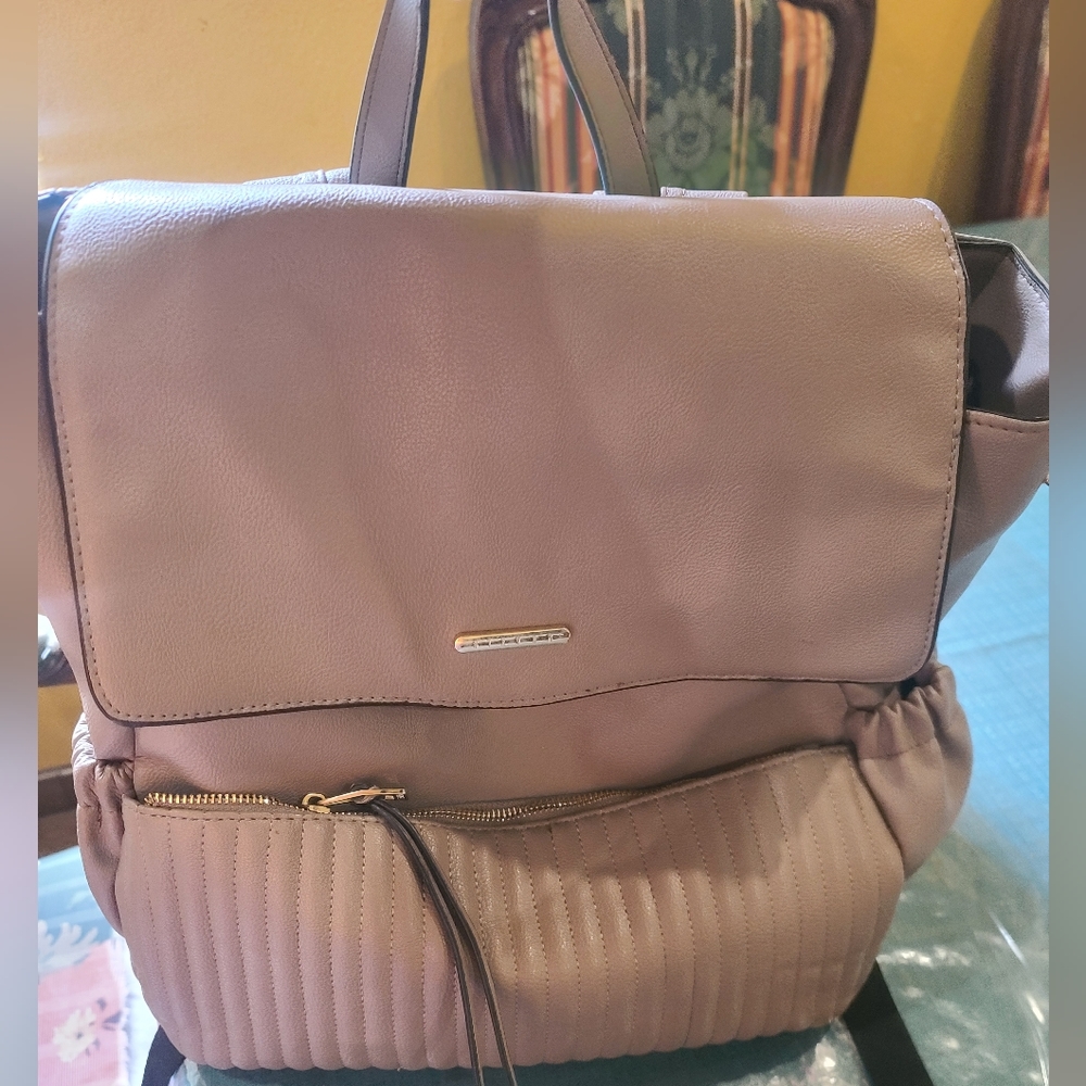 Steve Madden diper bag